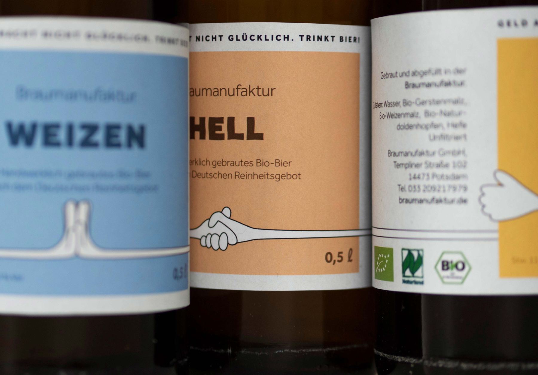 Etiketten Weizen und Hell mit illustrierten Händen